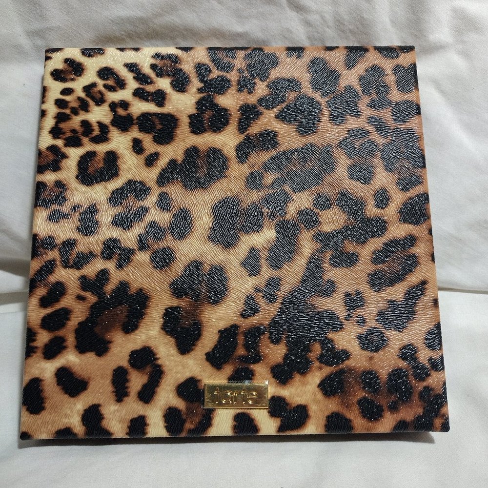 Wild Animal Tarteist™ PRO Custom Magnetic Palette